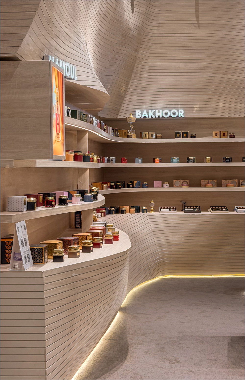 Hamidi sculpted counter and perfume shelves